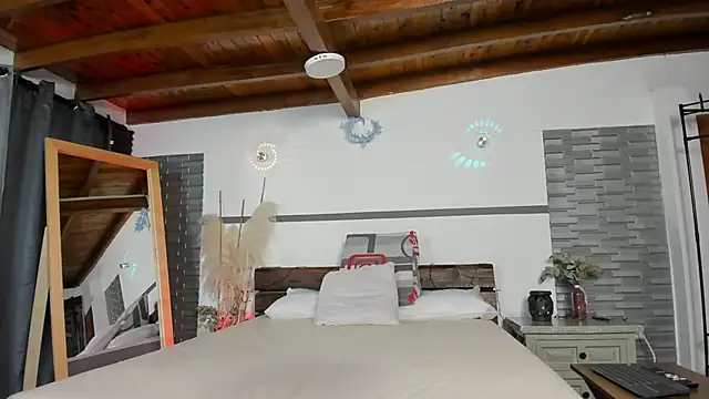 Kimberly lozano online show from January 30, 4:55 pm