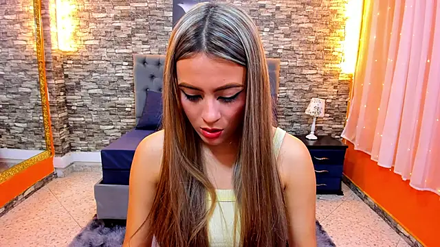 Snapshot of miacarperr1 chatting on February 4, 8:49 pm miacarperr1 online show from February 4, 8:49 pm