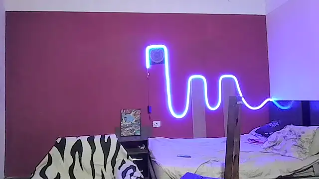 Snapshot of sweetbabyass chatting on February 19, 1:34 am sweetbabyass online show from February 19, 1:34 am