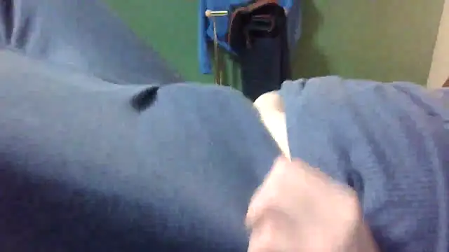 Snapshot of brtbrlss chatting on November 13, 4:06 pm brtbrlss online show from November 13, 4:06 pm