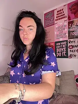 yorkshiregal online show from April 10, 6:40 am