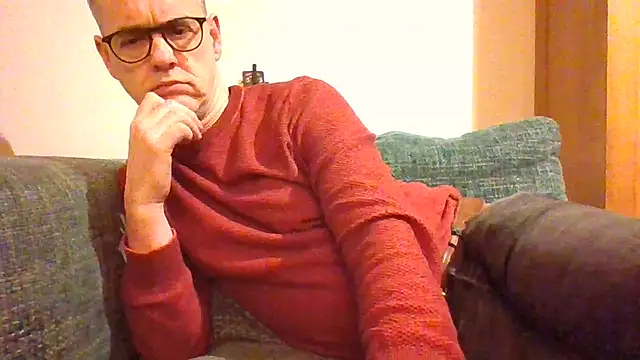 Snapshot of Hectorthyssen1 chatting on December 25, 12:59 am Hectorthyssen1 online show from December 25, 12:59 am