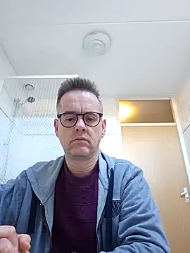 Snapshot of Hectorthyssen1 chatting on January 2, 12:03 pm Hectorthyssen1 online show from January 2, 12:03 pm