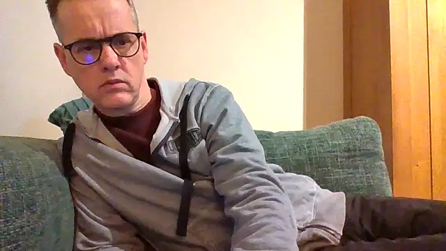 Snapshot of Hectorthyssen1 chatting on January 3, 11:01 pm Hectorthyssen1 online show from January 3, 11:01 pm