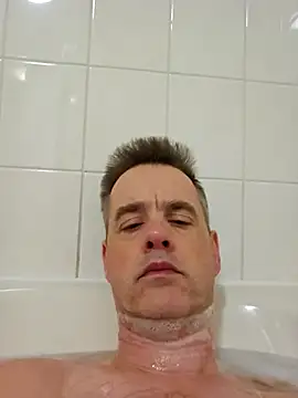 Snapshot of Hectorthyssen1 chatting on January 10, 8:15 pm Hectorthyssen1 online show from January 10, 8:15 pm