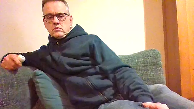 Snapshot of Hectorthyssen1 chatting on January 30, 10:30 pm Hectorthyssen1 online show from January 30, 10:30 pm