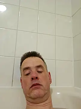 Snapshot of Hectorthyssen1 chatting on January 31, 8:33 pm Hectorthyssen1 online show from January 31, 8:33 pm