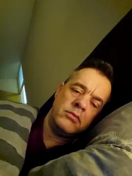 Snapshot of Hectorthyssen1 chatting on February 16, 8:43 am Hectorthyssen1 online show from February 16, 8:43 am