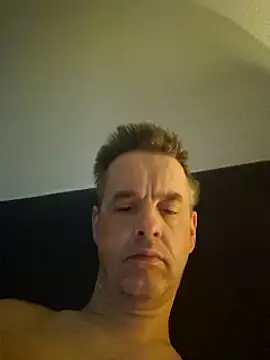 Snapshot of Hectorthyssen1 chatting on March 2, 9:21 am Hectorthyssen1 online show from March 2, 9:21 am