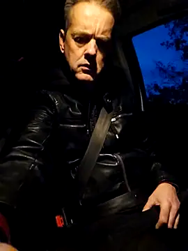 Snapshot of Hectorthyssen1 chatting on November 4, 4:39 pm Hectorthyssen1 online show from November 4, 4:39 pm