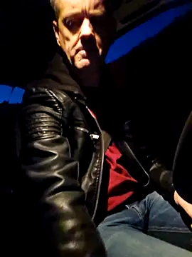 Snapshot of Hectorthyssen1 chatting on November 5, 4:40 pm Hectorthyssen1 online show from November 5, 4:40 pm