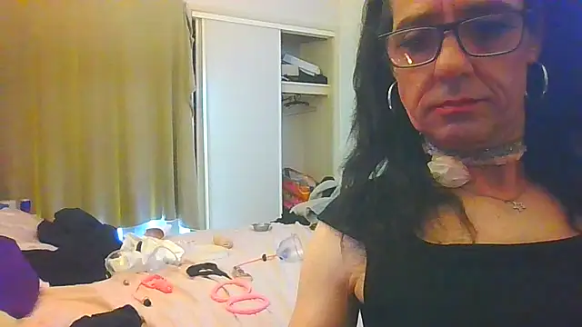 ingrid1982 online show from February 7, 10:46 pm