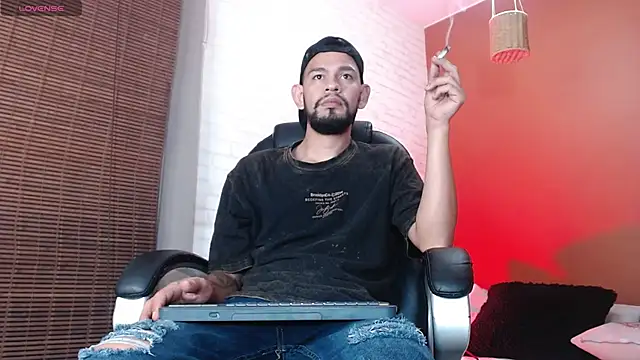 Bedobigcock online show from February 2, 12:40 am