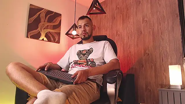 Bedobigcock online show from February 8, 1:54 am