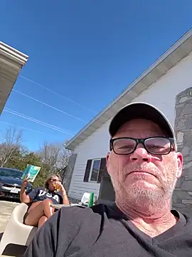 69vivian online show from March 11, 5:57 pm