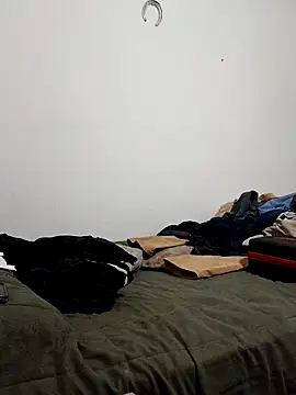 jhonyhot9292 online show from March 18, 6:38 am