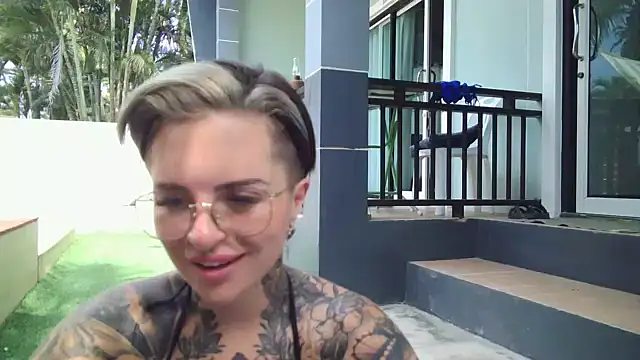 Alexandersonxo online show from January 27, 6:09 am