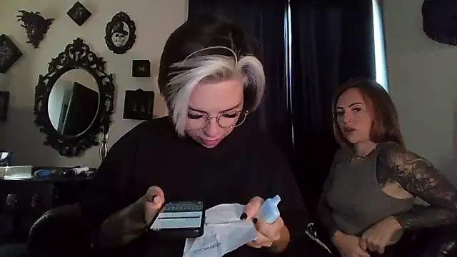 Alexandersonxo online show from September 11, 6:35 am