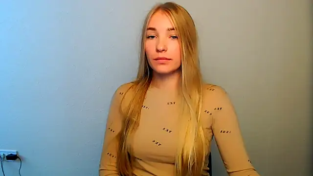 Queen ofLove online show from October 12, 11:42 am