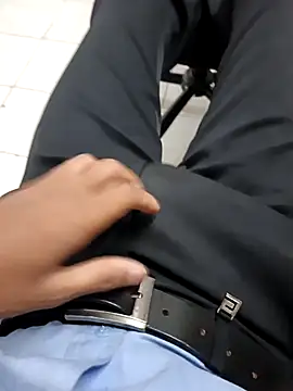 crrazy boy1  online show from March 3, 5:30 pm