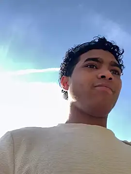 Ryan-hot online show from April 30, 4:57 pm