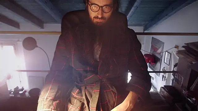 contemptumundi888 online show from March 13, 7:31 am