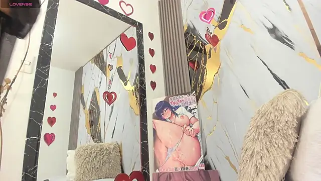 sophiee evanss  online show from February 6, 9:32 am