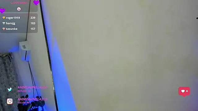 AndreaVelasco online show from January 30, 2:27 am