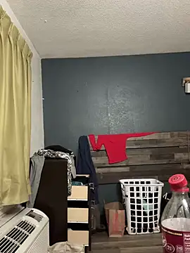 Snapshot of HotMessStilltheBest chatting on January 13, 1:56 am HotMessStilltheBest online show from January 13, 1:56 am