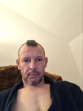 Snapshot of Vasember11@xh chatting on April 23, 7:16 pm Vasember11xh online show from April 23, 7:16 pm