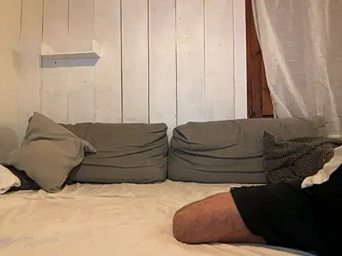 Snapshot of trebord77 chatting on February 2, 8:51 pm trebord77 online show from February 2, 8:51 pm