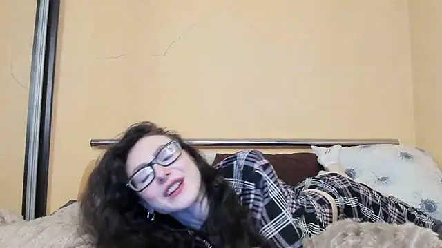 Baby Jewel online show from November 26, 12:39 pm