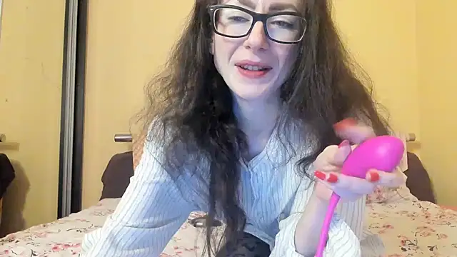 Snapshot of Baby_Jewel chatting on February 12, 11:16 am Baby Jewel online show from February 12, 11:16 am