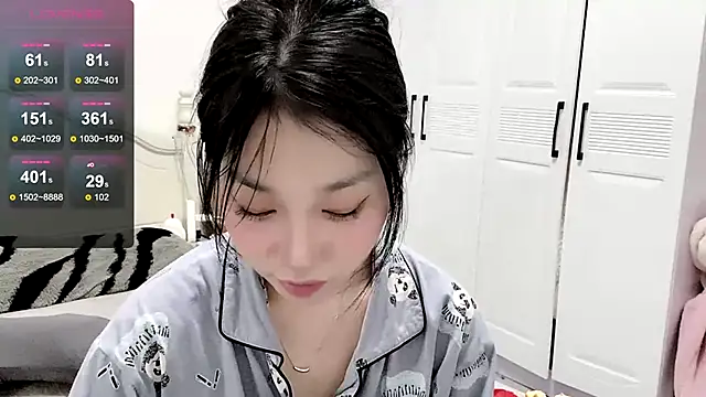 Snapshot of MMiao-66u chatting on January 20, 7:47 am MMiao-66u online show from January 20, 7:47 am