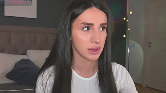 Snapshot of Kim_Oberlin_ chatting on December 1, 11:04 am Kim Oberlin online show from December 1, 11:04 am