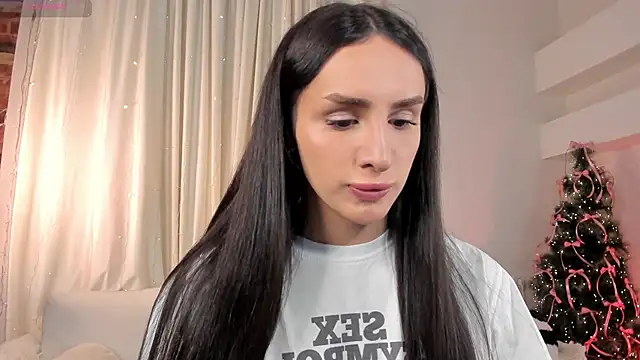 Snapshot of Kim_Oberlin_ chatting on December 20, 11:17 am Kim Oberlin online show from December 20, 11:17 am