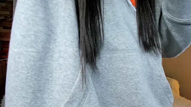 Snapshot of Kim_Oberlin_ chatting on January 7, 11:23 am Kim Oberlin online show from January 7, 11:23 am