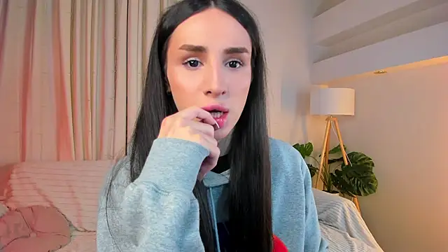 Snapshot of Kim_Oberlin_ chatting on January 12, 4:01 pm Kim Oberlin online show from January 12, 4:01 pm