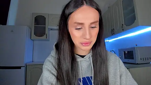 Snapshot of Kim_Oberlin_ chatting on February 1, 11:09 am Kim Oberlin online show from February 1, 11:09 am