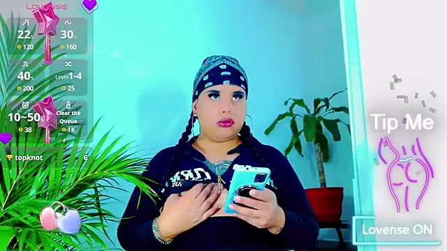 nauthyvalentina online show from February 5, 6:37 pm