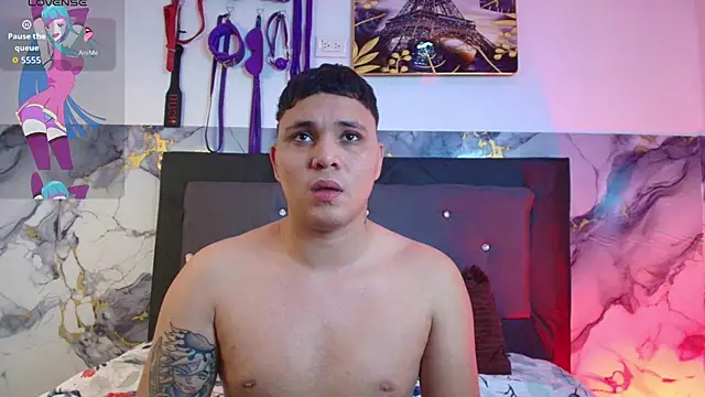 couple lovelyds online show from April 4, 9:12 pm