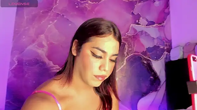 mishelbubblee online show from December 12, 1:39 pm