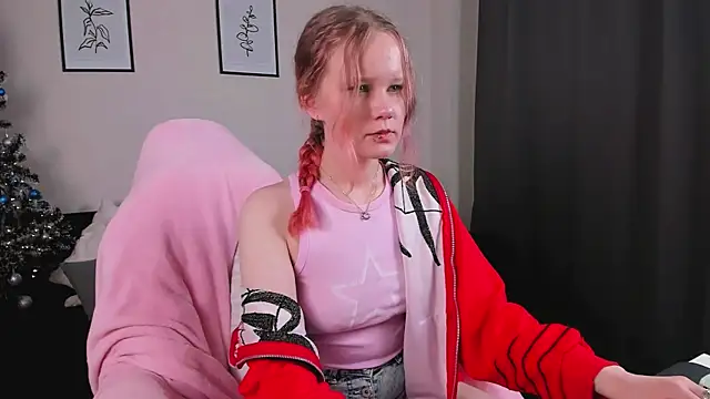 boostyboobs online show from February 6, 9:06 pm