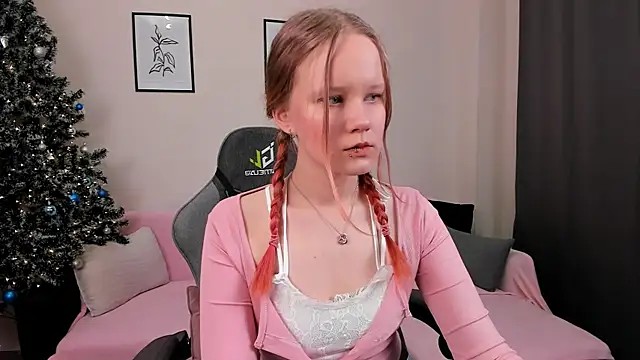 boostyboobs online show from February 11, 9:03 pm