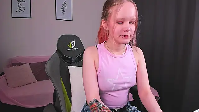 boostyboobs online show from February 22, 9:04 pm