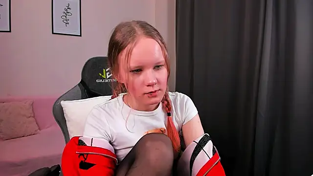 boostyboobs online show from February 28, 12:10 am