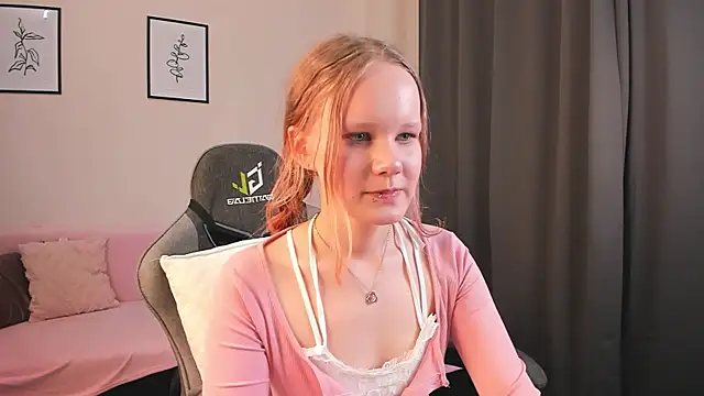 boostyboobs online show from March 1, 3:10 am
