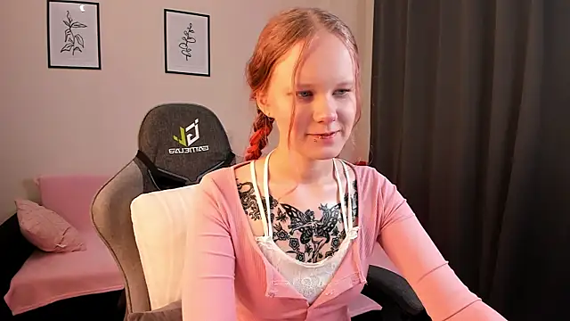 boostyboobs online show from March 15, 9:05 pm