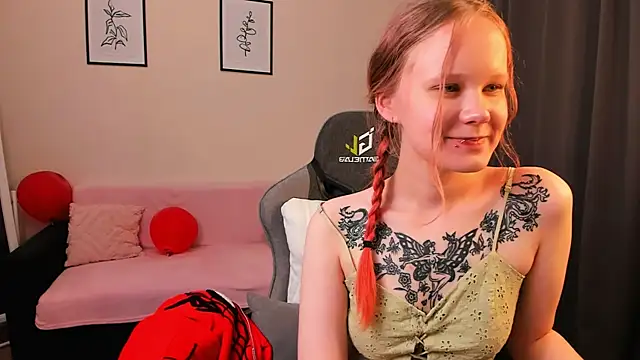 boostyboobs online show from March 22, 3:09 am