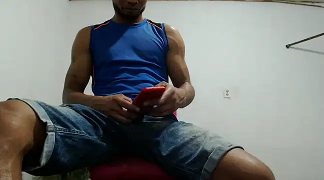 Snapshot of fernandez_latinblackk chatting on December 4, 5:33 pm fernandez latinblackk online show from December 4, 5:33 pm